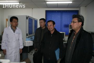 说明: http://news.imu.edu.cn/__local/1/9F/9F/F05613D93D27C8D15DEA38C70A1_B34D575D_3900.jpg